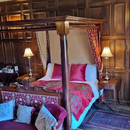 Braithwaite Hall Bed & Breakfast Middleham Extérieur photo