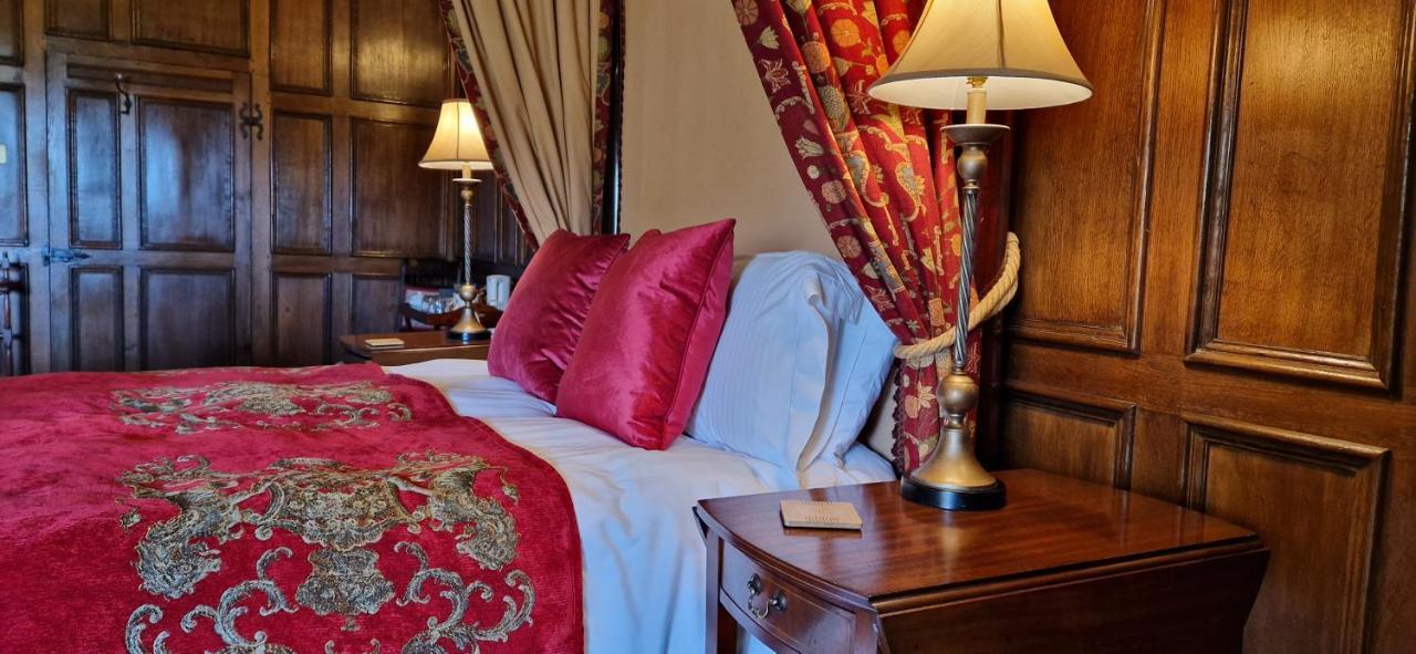 Braithwaite Hall Bed & Breakfast Middleham Extérieur photo